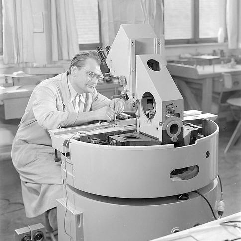 กล้องจุลทรรศน์ที่ใช้ในการวัดแบบอเนกประสงค์ของ ZEISS รุ่นใหม่