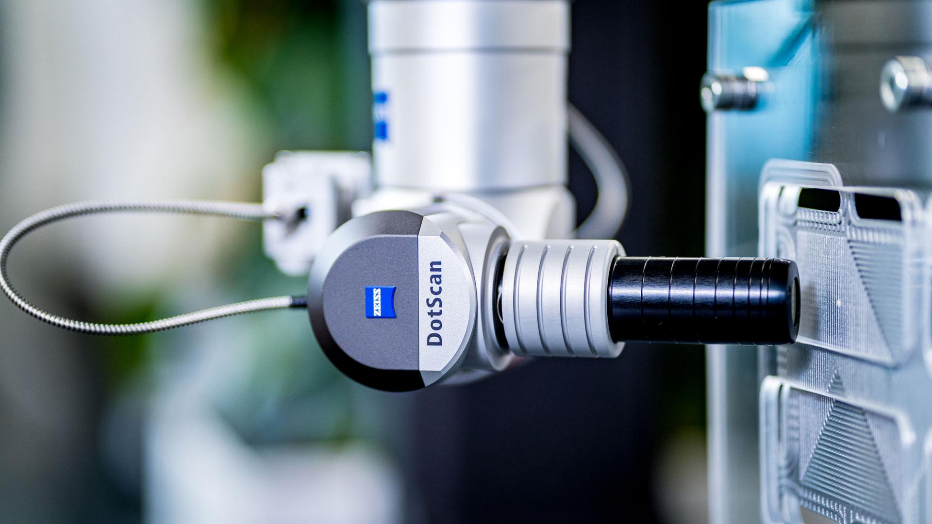 ZEISS DotScan: ออปติคอลเซ็นเซอร์สำหรับเก็บรายละเอียดพื้นผิวรูปแบบฟรีฟอร์ม